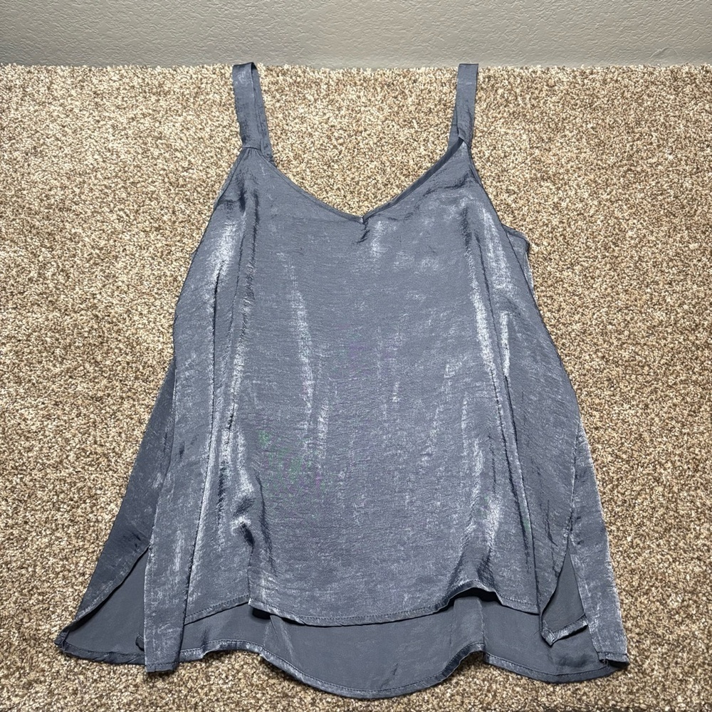 Bobeau Shimmering Gray Camisole Top - Picture 2 of 10